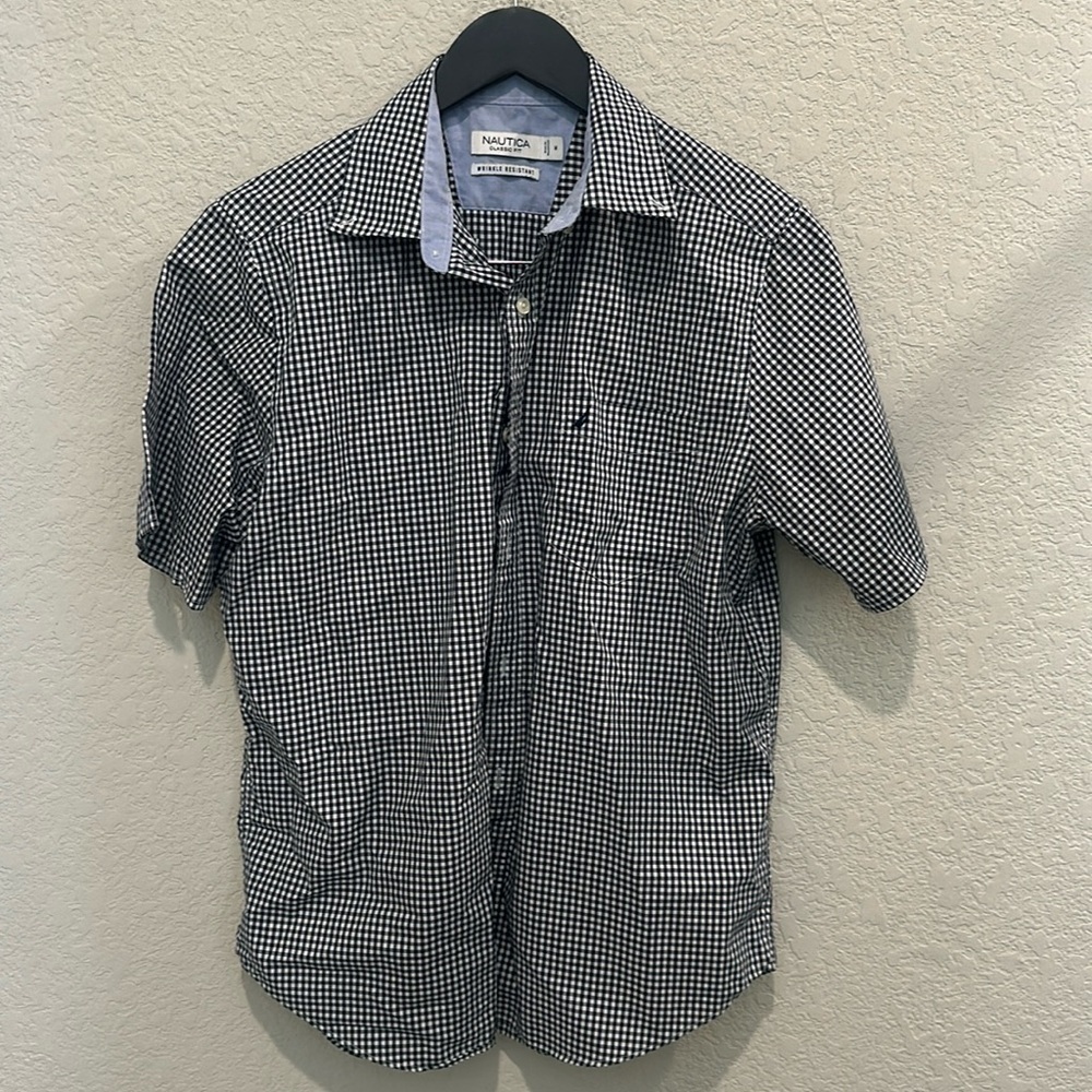 Nautica large short sleeve shirt